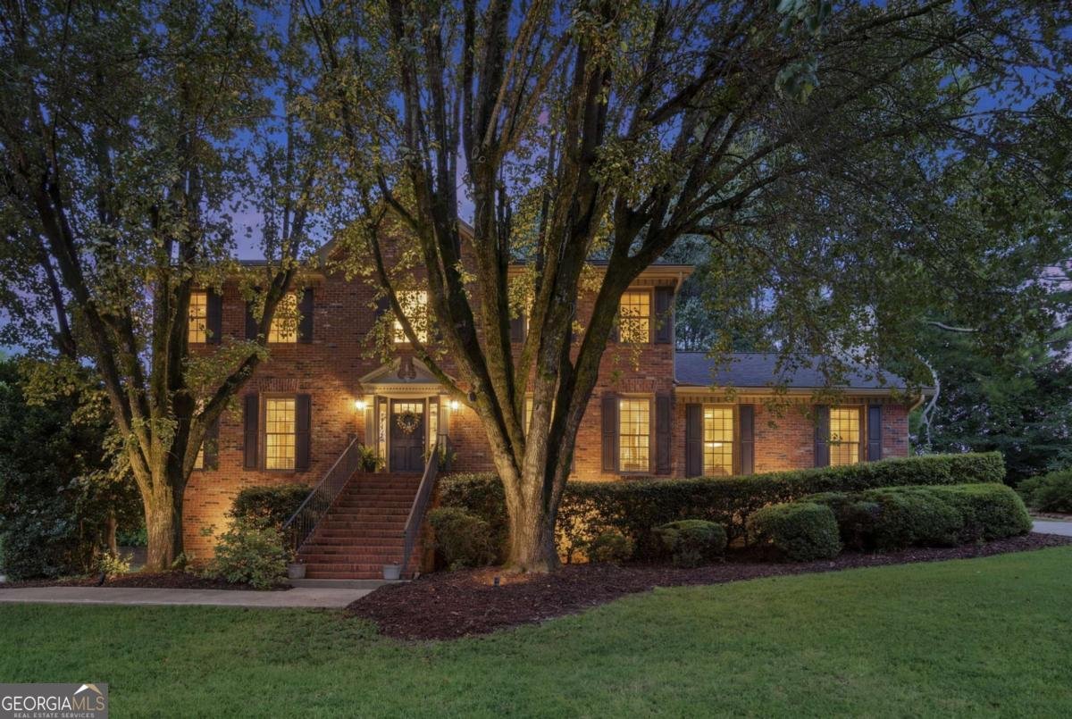 4300 Valleycrest Court Peachtree Corners - main photo