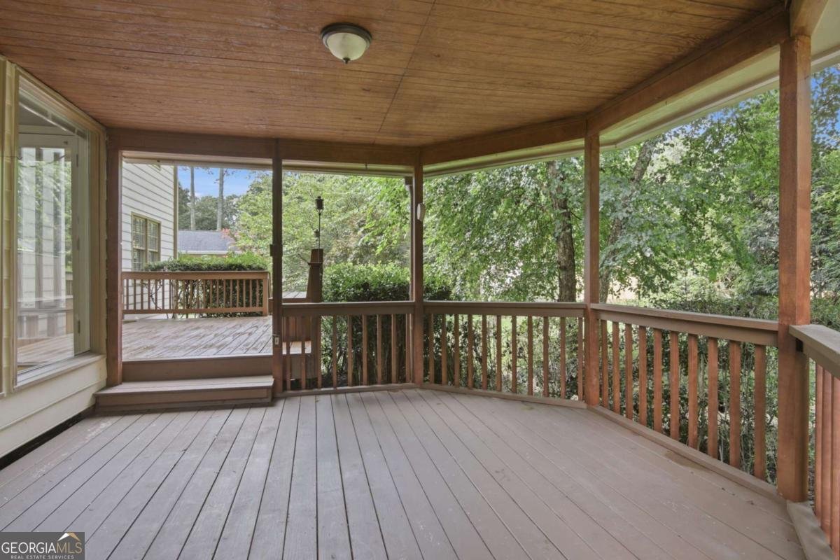 4300 Valleycrest Court Peachtree Corners - Photo 15