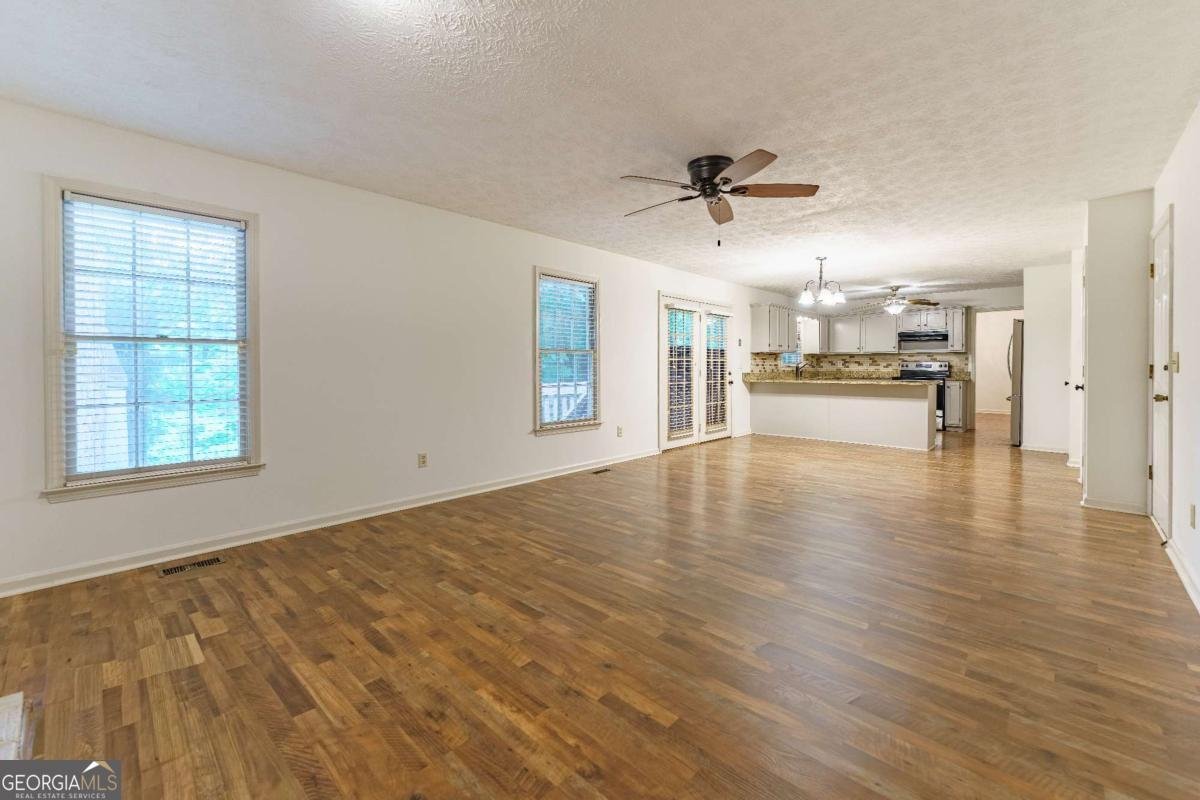 1700 Summit View Way Snellville - Photo 22