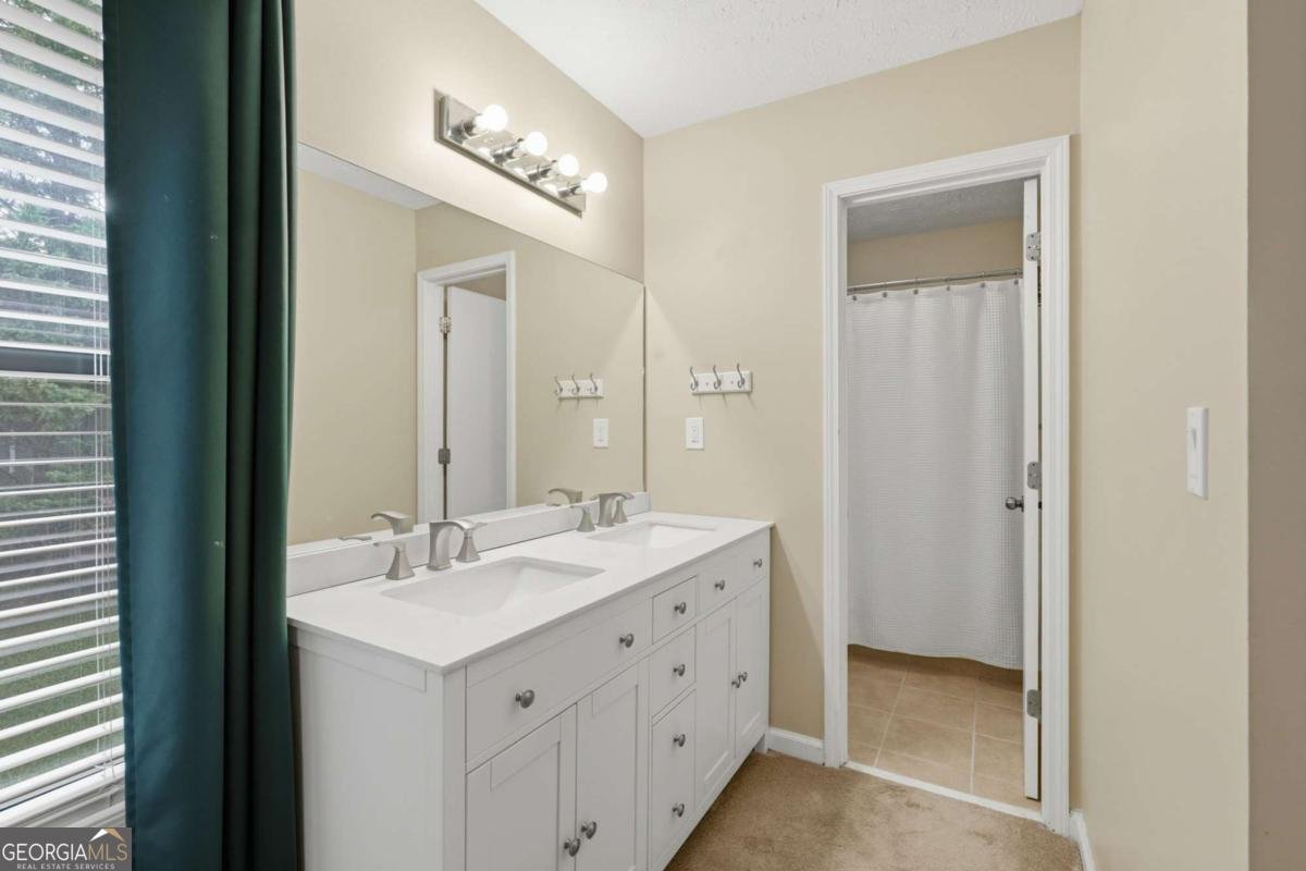 2416 Broward Drive Marietta - Photo 12