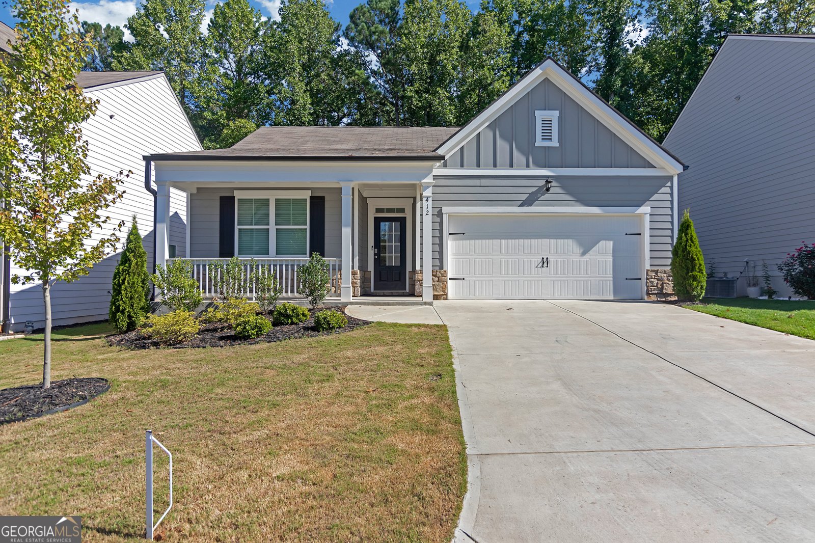 412 Barnwood Lane Dawsonville - main photo