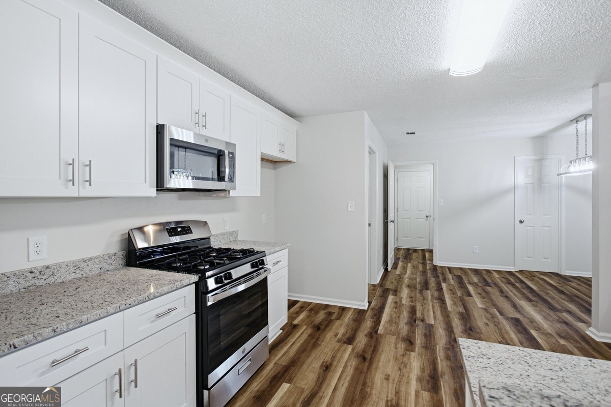 208 Eagle Way Stockbridge - Photo 13