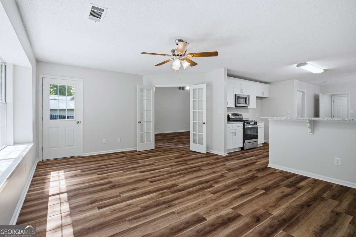 208 Eagle Way Stockbridge - Photo 22