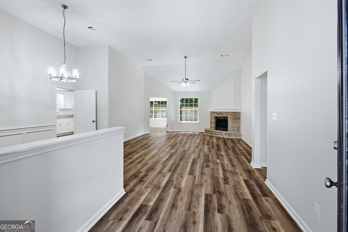 208 Eagle Way Stockbridge - Photo 6