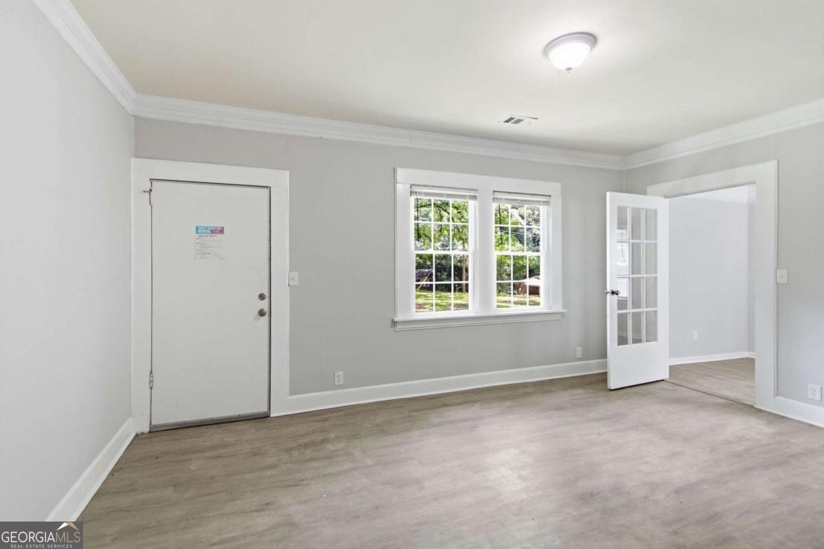 887 Ellis Road Stone Mountain - Photo 8