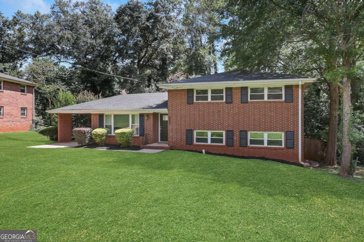 2982 Valley Ridge Drive Decatur - main photo