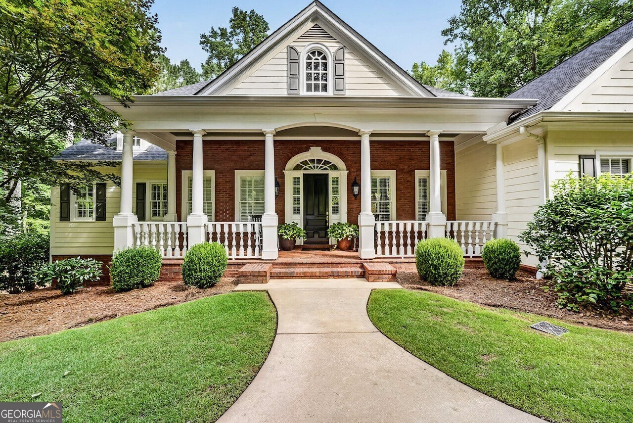 209 River Oaks Drive LaGrange - main photo