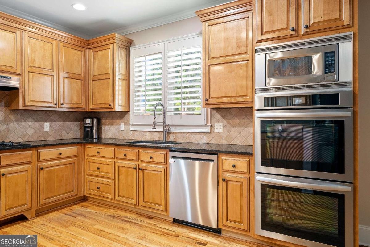 321 River Green Avenue Canton - Photo 24