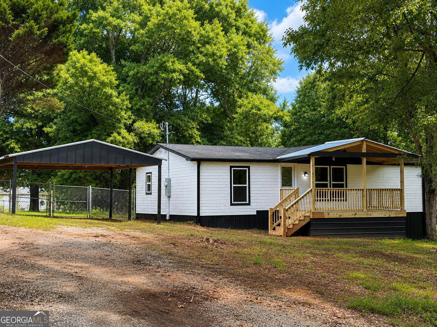 54 Pine Lane Villa Rica - main photo