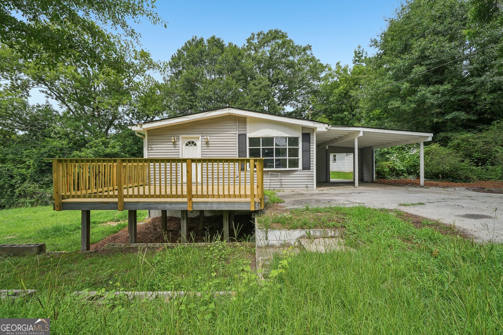 6771 Kull Drive Lithia Springs - main photo