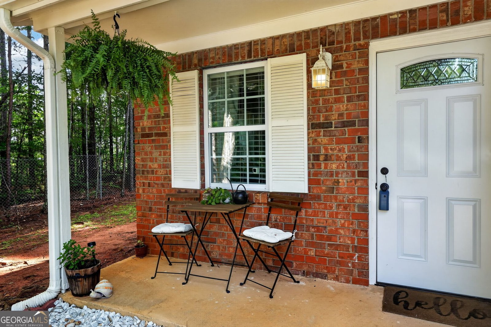 6823 Lakewood Terrace Douglasville - main photo
