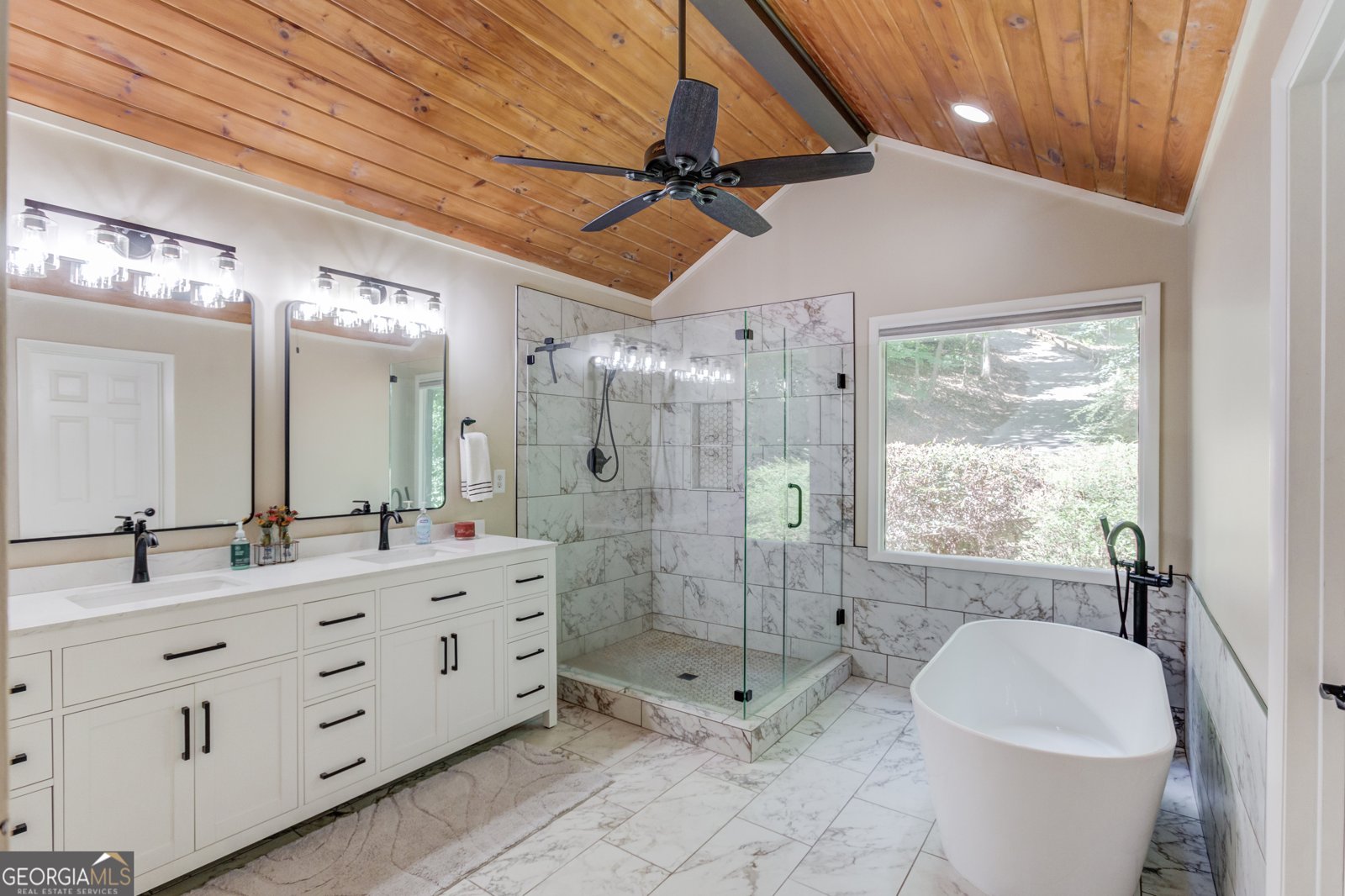 5544 Hidden Harbor Trail Gainesville - Photo 17