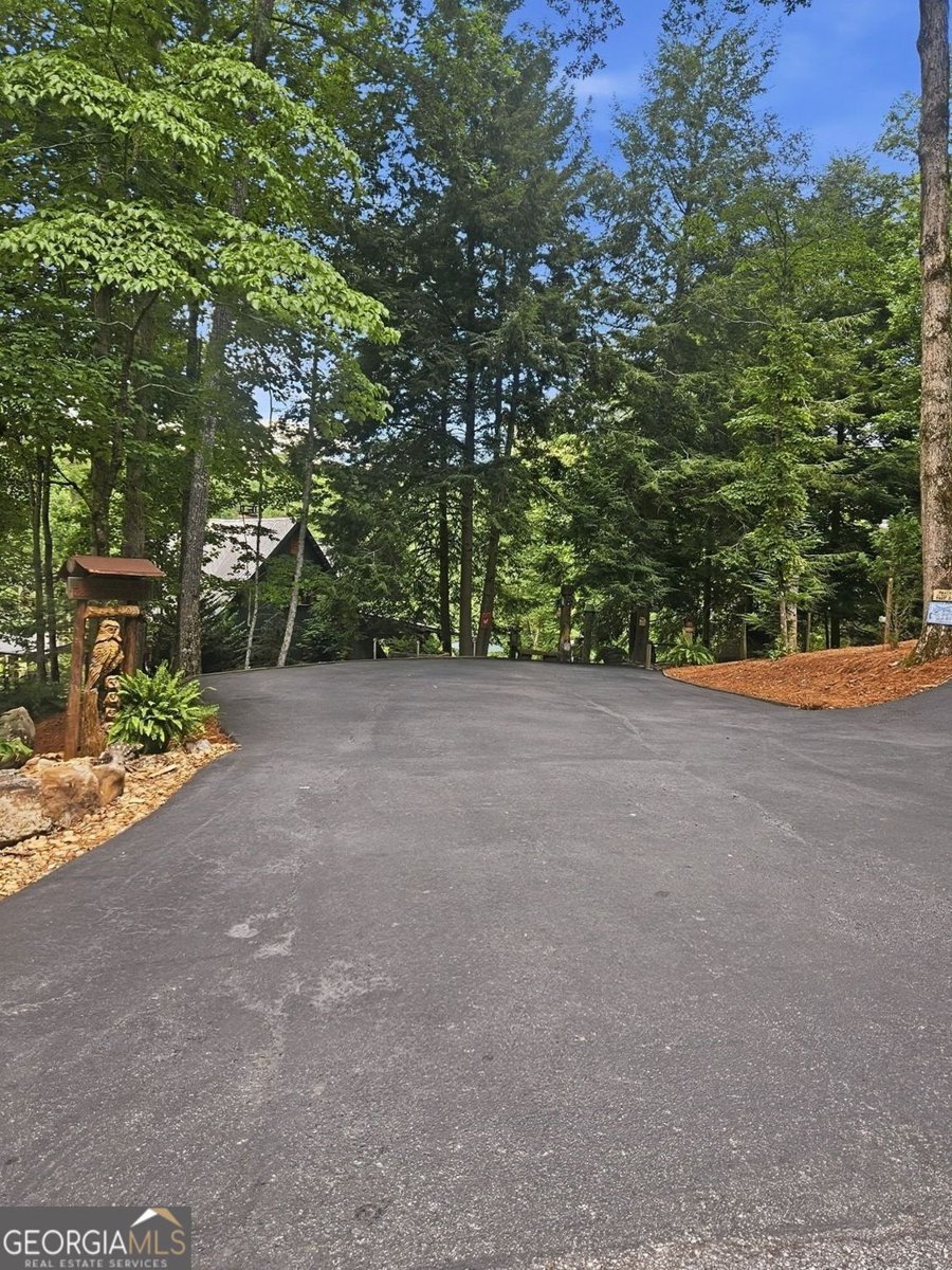 472 Glenridge Drive Cleveland - Photo 9