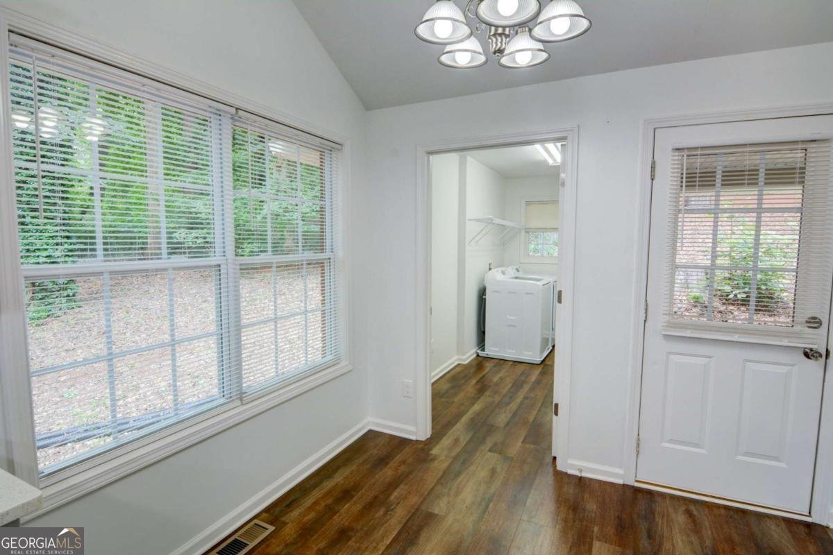649 Monticello Drive Mableton - Photo 14