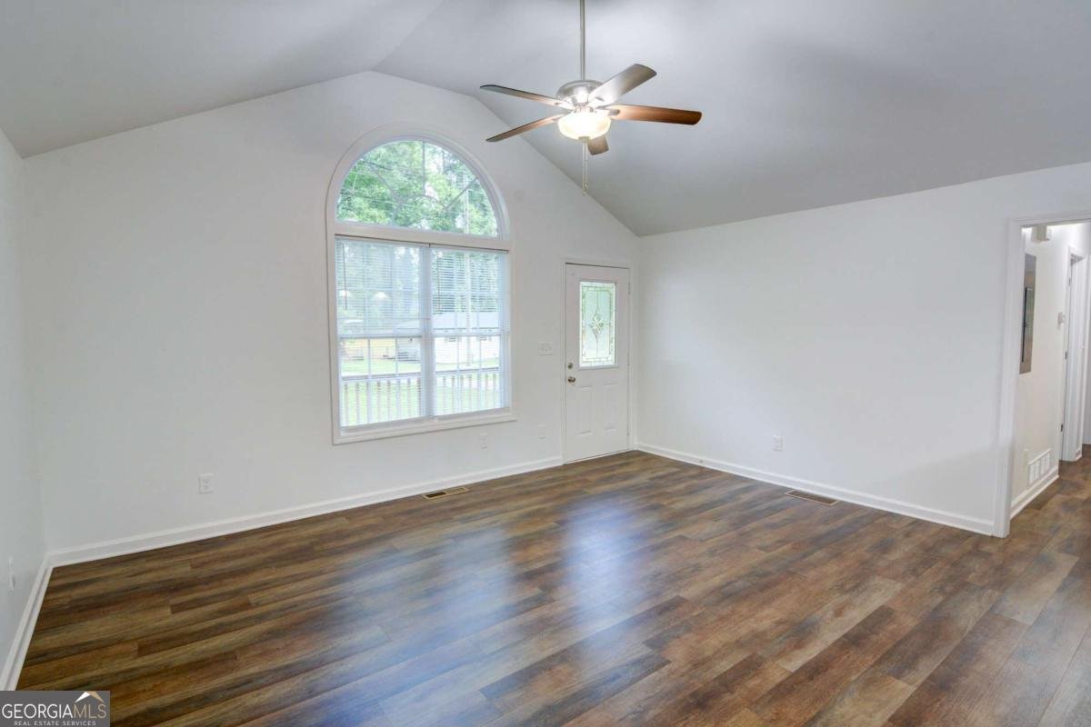 649 Monticello Drive Mableton - Photo 6