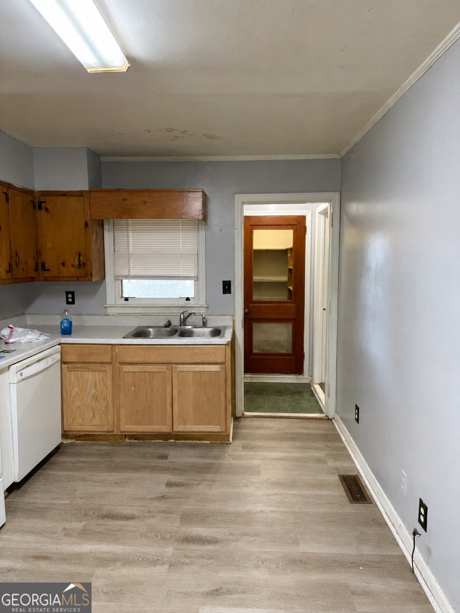 175 Head Street Zebulon - Photo 8