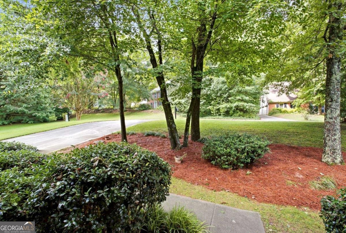 760 Edgewater Lane Kennesaw - Photo 6