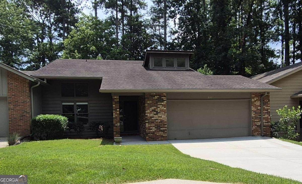 300 Cruise Court Roswell - main photo