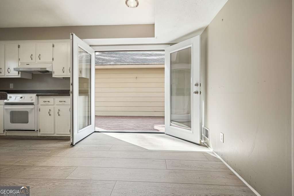 300 Cruise Court Roswell - Photo 14