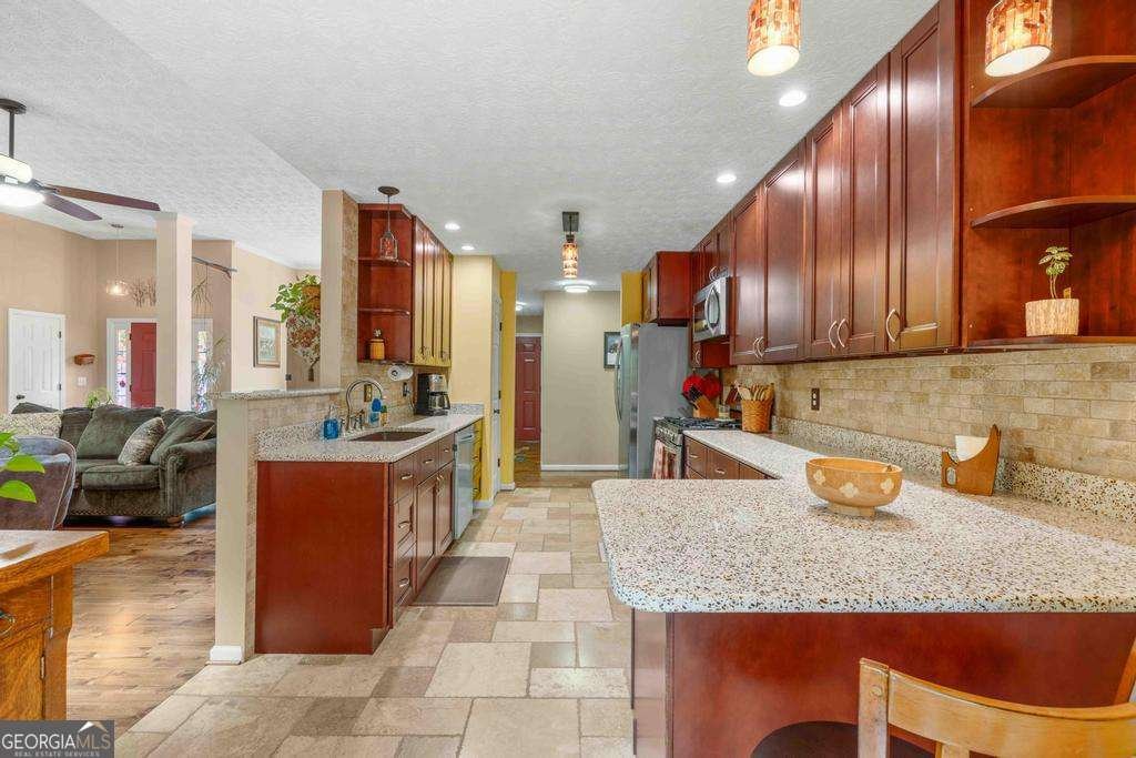 340 Flowers Drive Covington - Photo 14