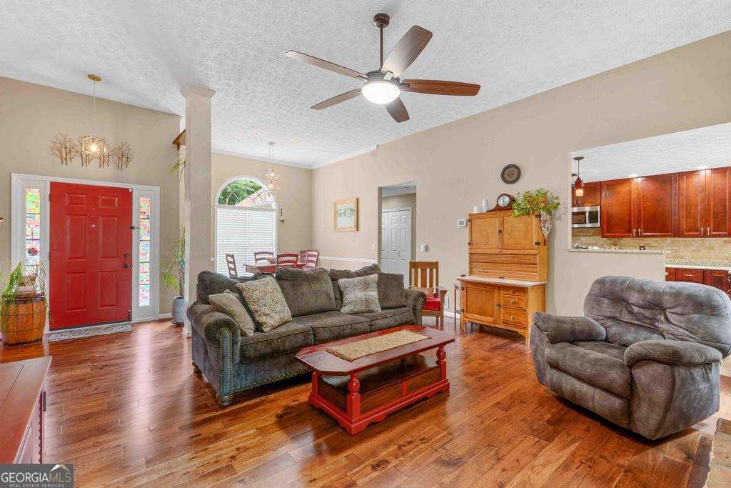 340 Flowers Drive Covington - Photo 8