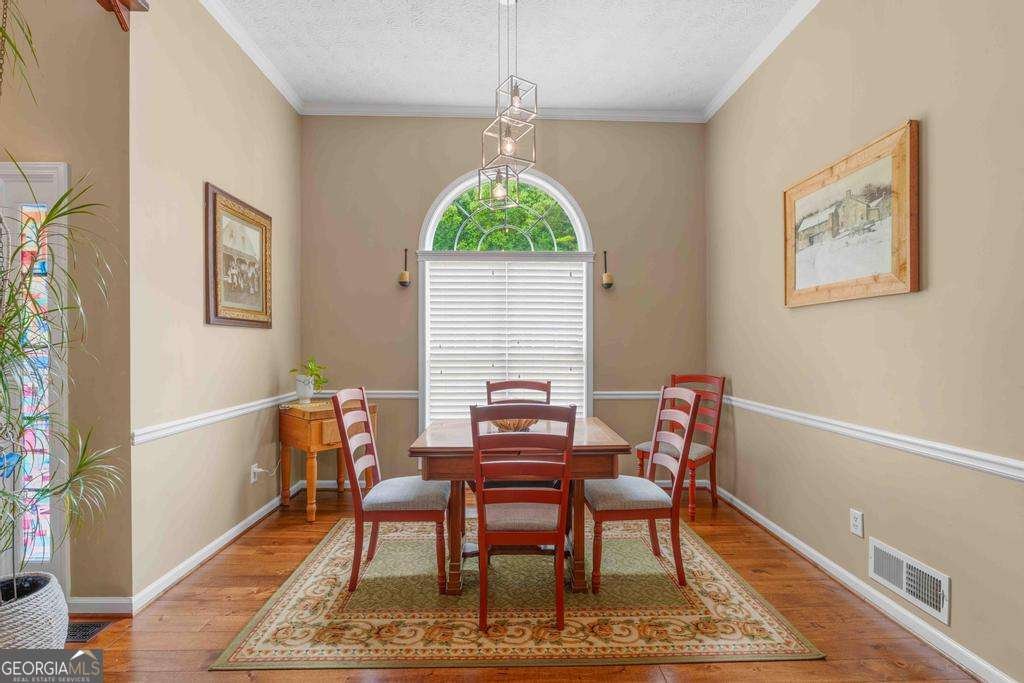 340 Flowers Drive Covington - Photo 9