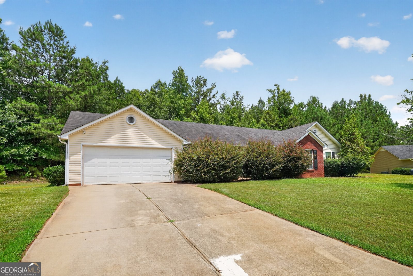 25 Halley Court Covington - main photo