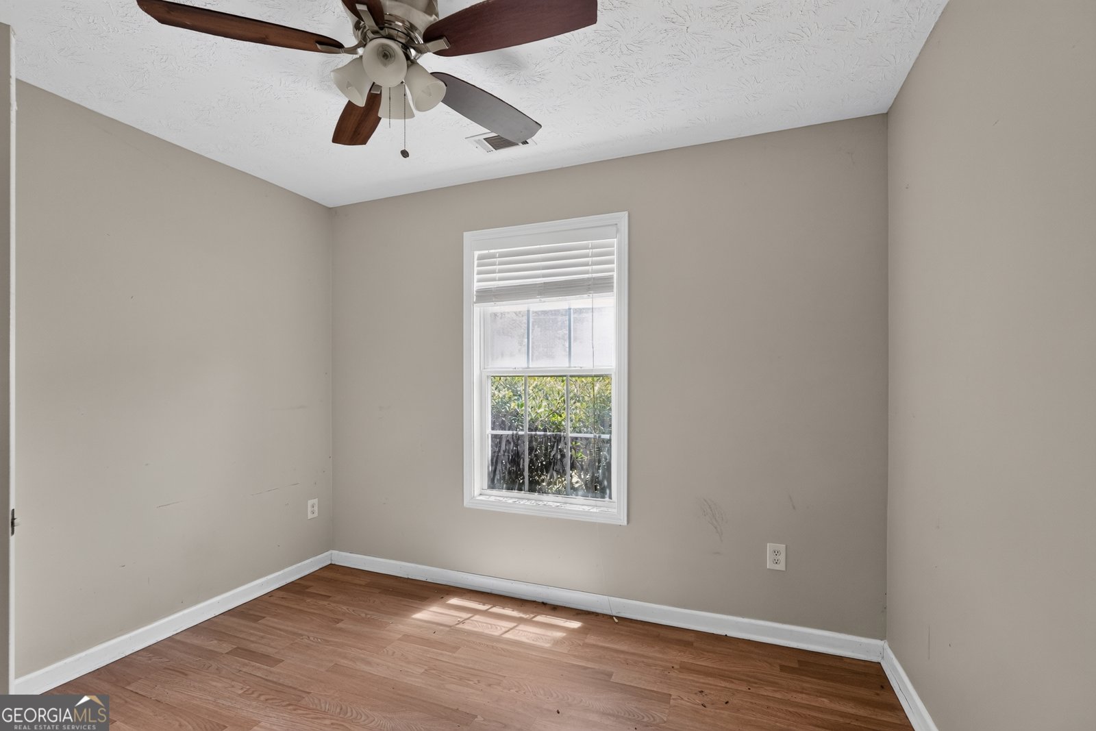 25 Halley Court Covington - Photo 16