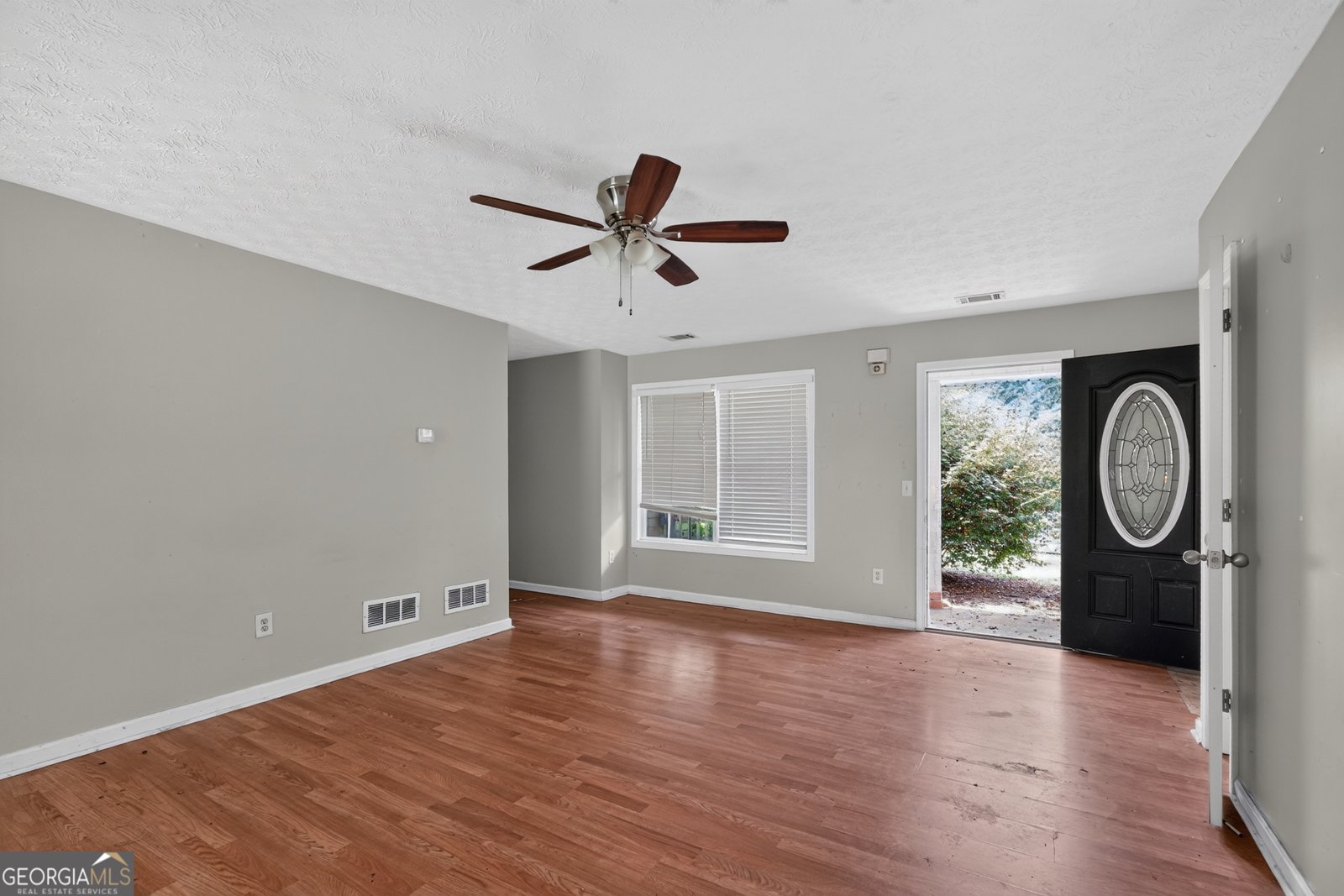 25 Halley Court Covington - Photo 7