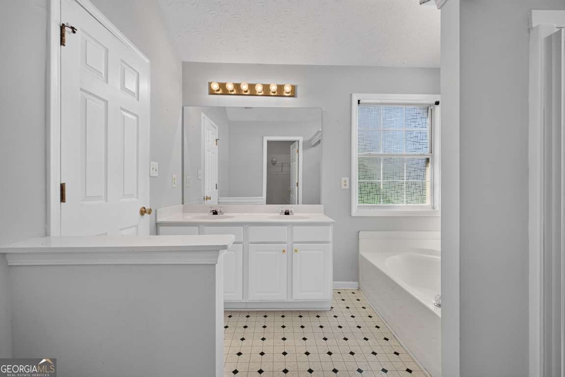 490 Sunnyside Drive Lawrenceville - Photo 28
