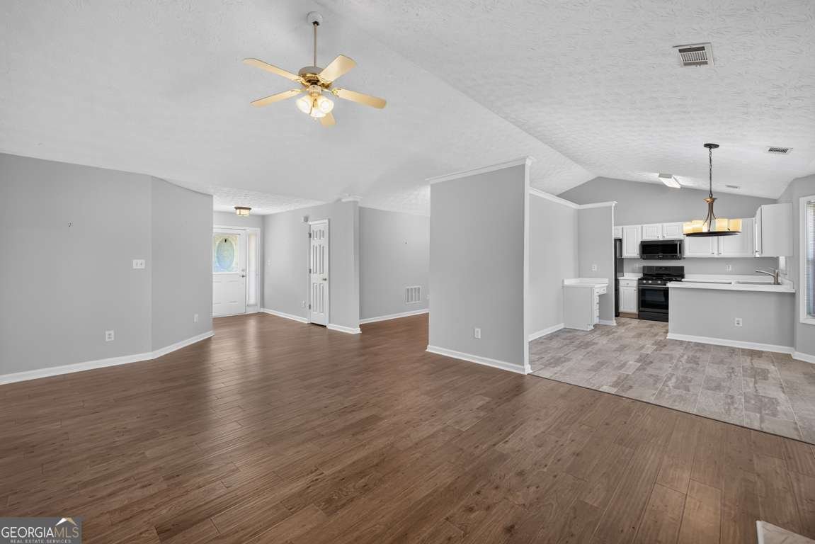 490 Sunnyside Drive Lawrenceville - Photo 9