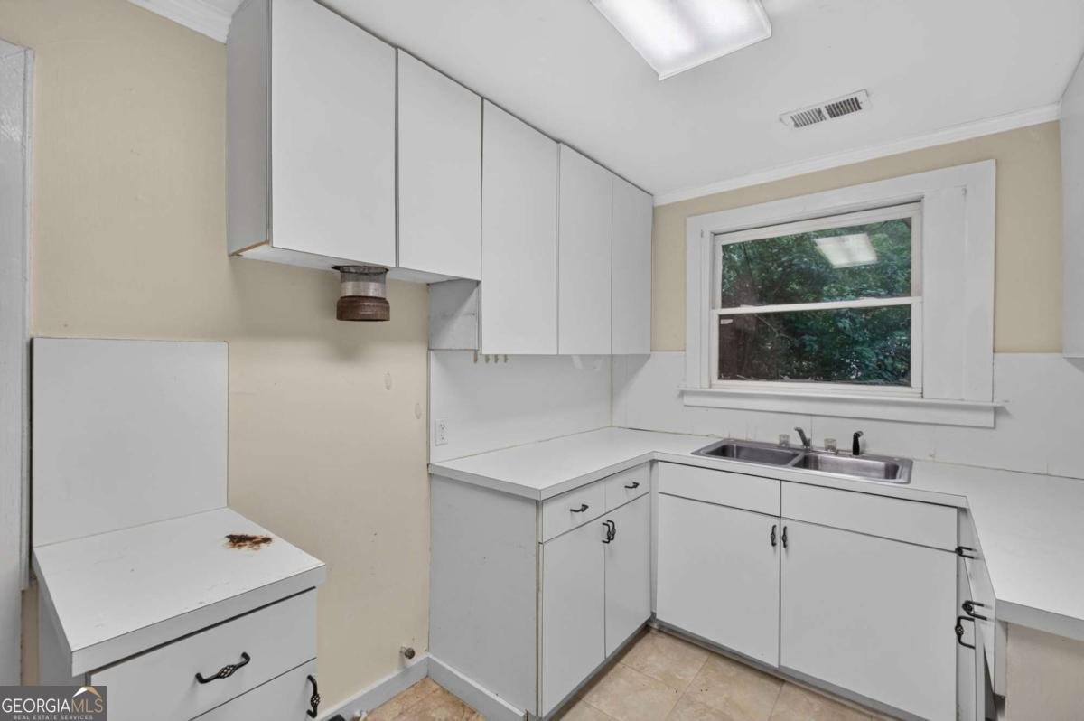 542 Walnut Street Hapeville - Photo 11