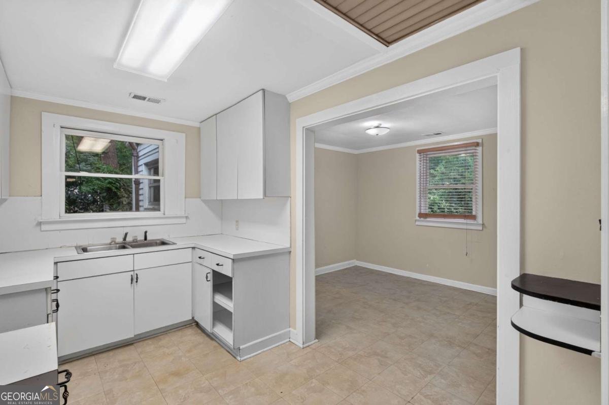 542 Walnut Street Hapeville - Photo 13