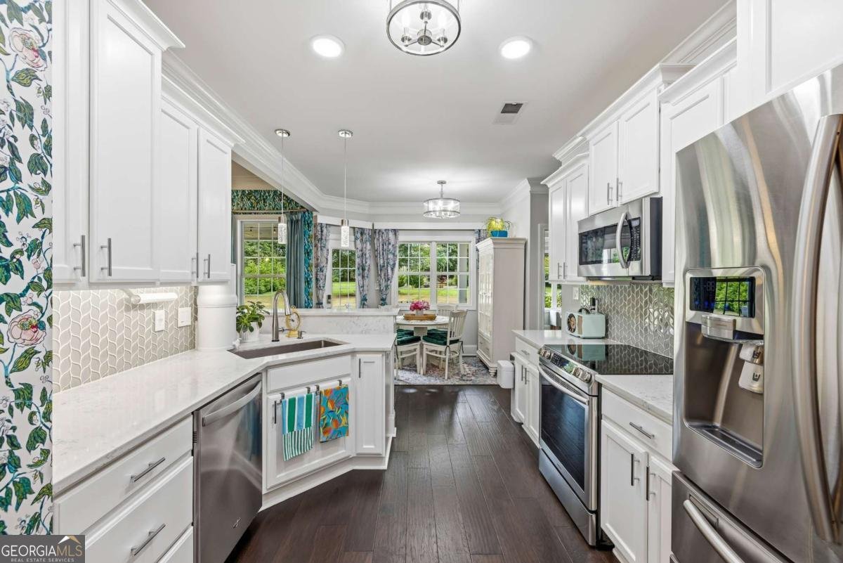 2200 Avalon Drive Bogart - Photo 12