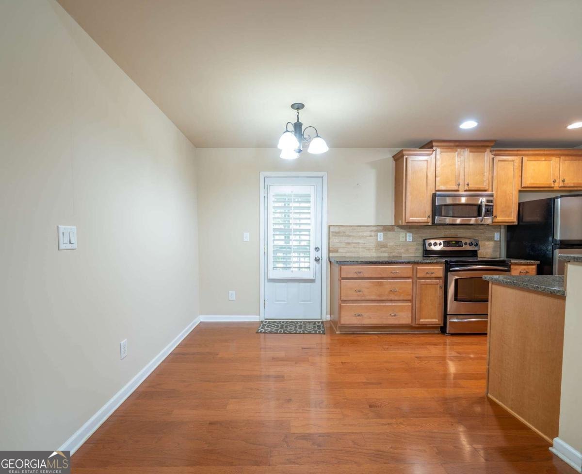 18 Mary Lane White - Photo 26