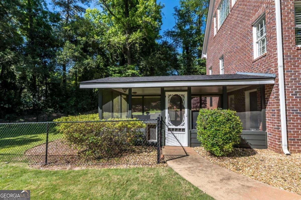306 Cascade Road Columbus - Photo 17