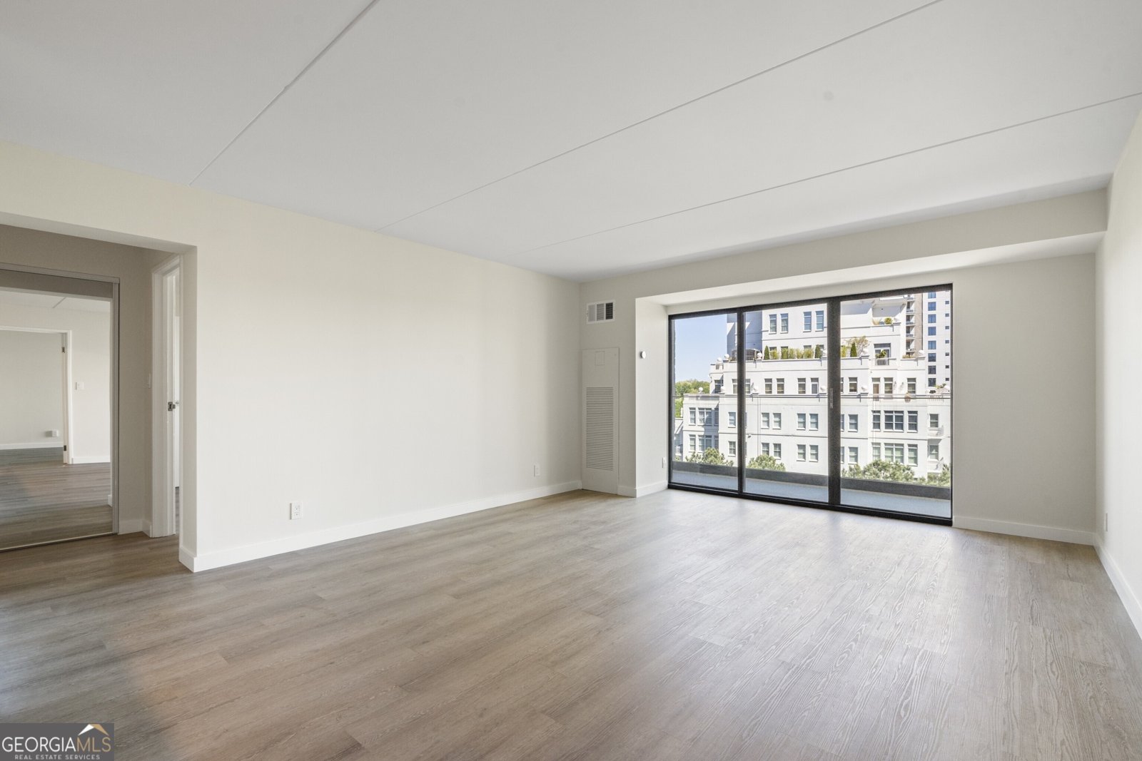 2460 Peachtree Road Atlanta - Photo 8