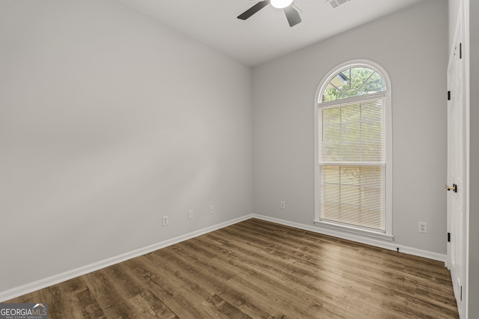 11 WALNUT COURT FORTSON - Photo 35