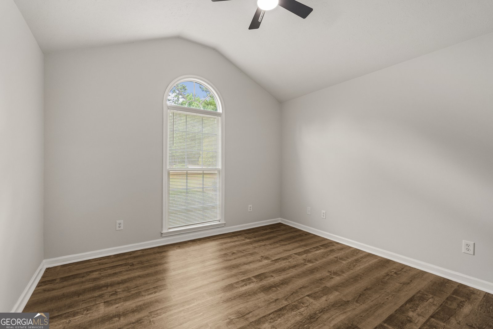 11 WALNUT COURT FORTSON - Photo 38