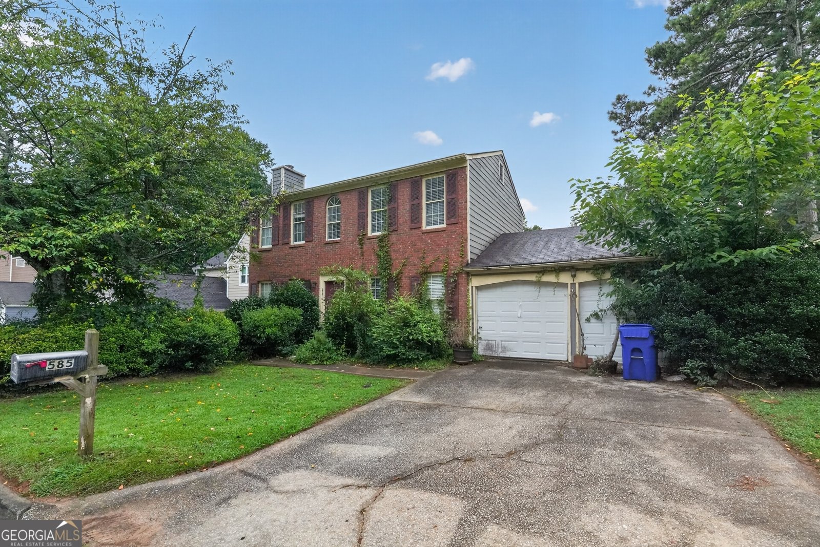 585 Woodcrest Manor Drive Stone Mountain - Photo 11