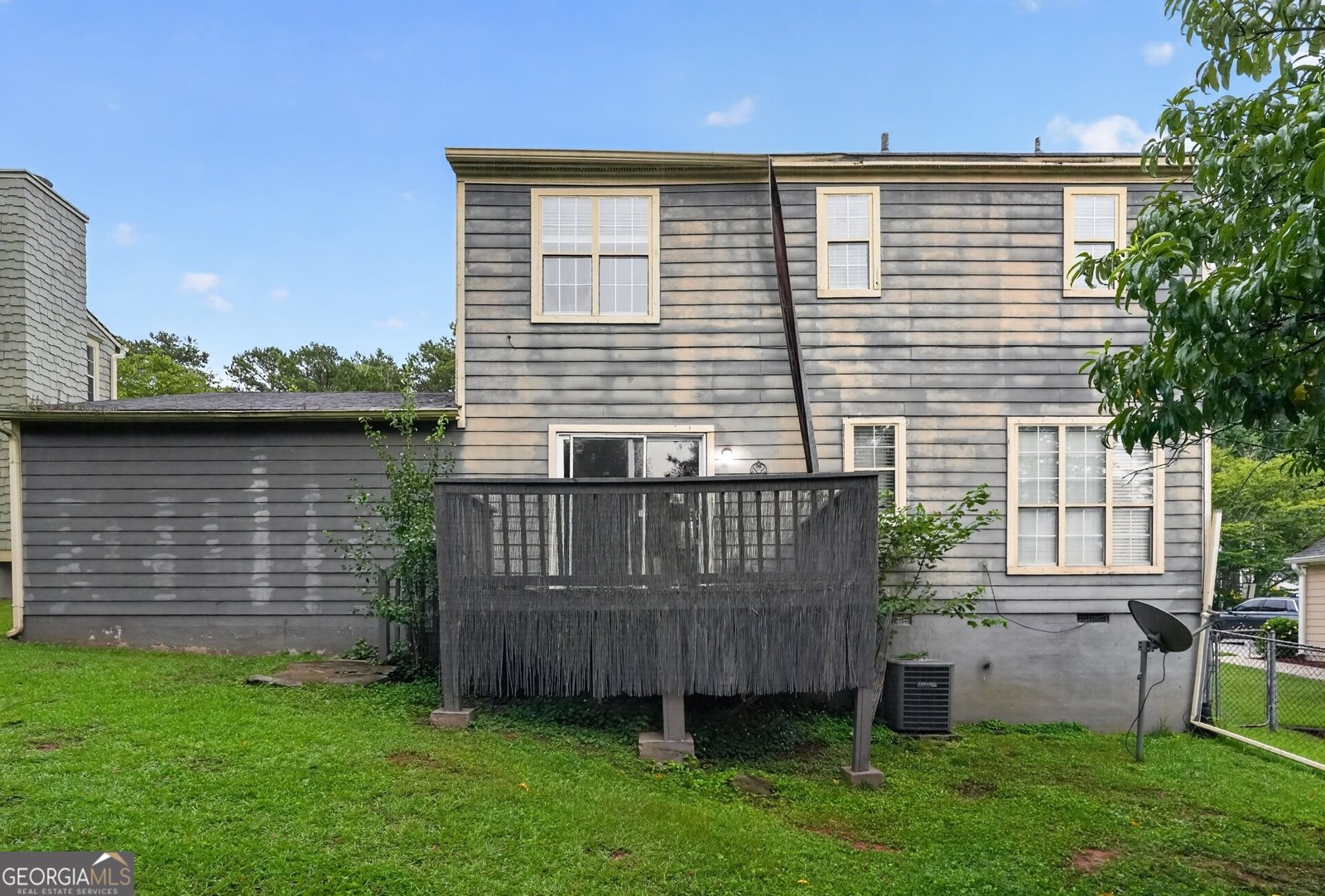 585 Woodcrest Manor Drive Stone Mountain - Photo 12