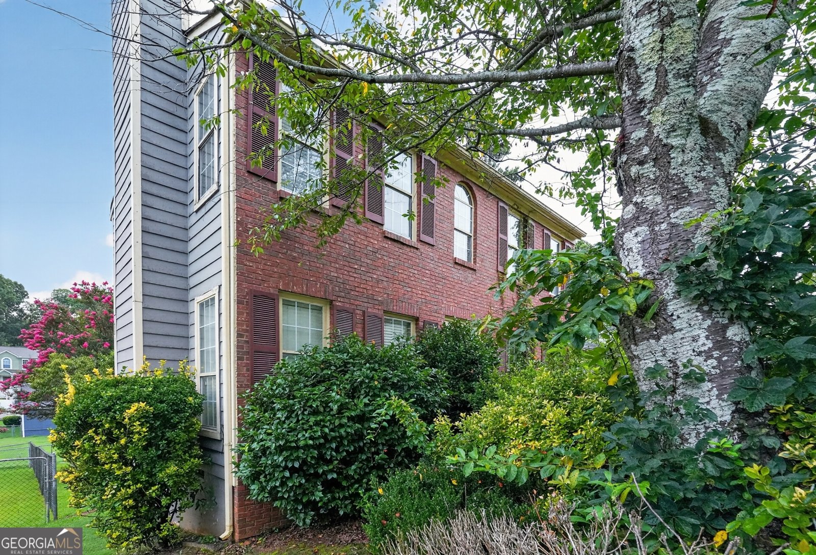 585 Woodcrest Manor Drive Stone Mountain - Photo 13