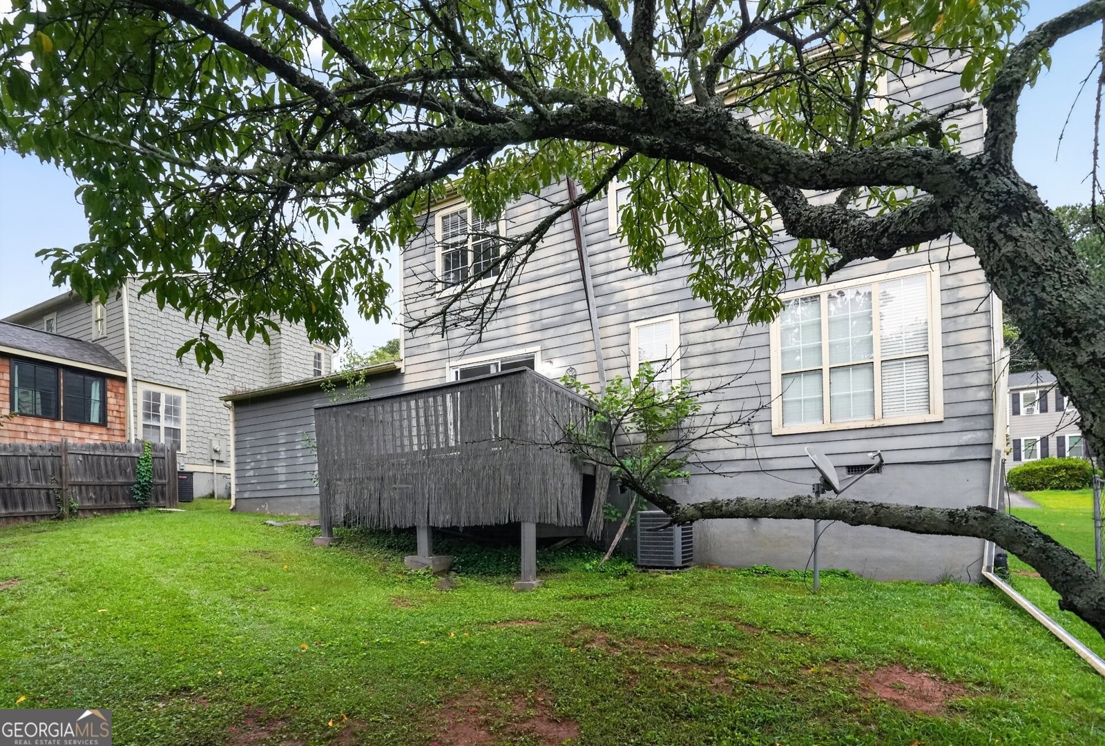 585 Woodcrest Manor Drive Stone Mountain - Photo 17