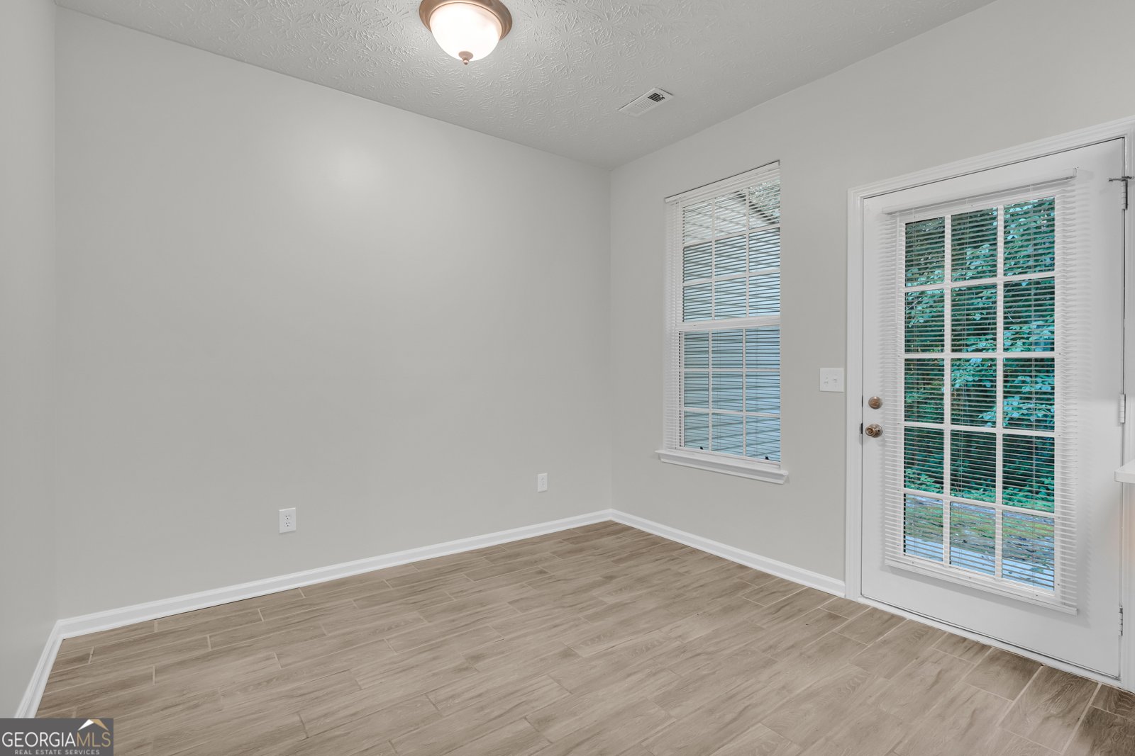 6114 Camden Forrest Drive Riverdale - Photo 12