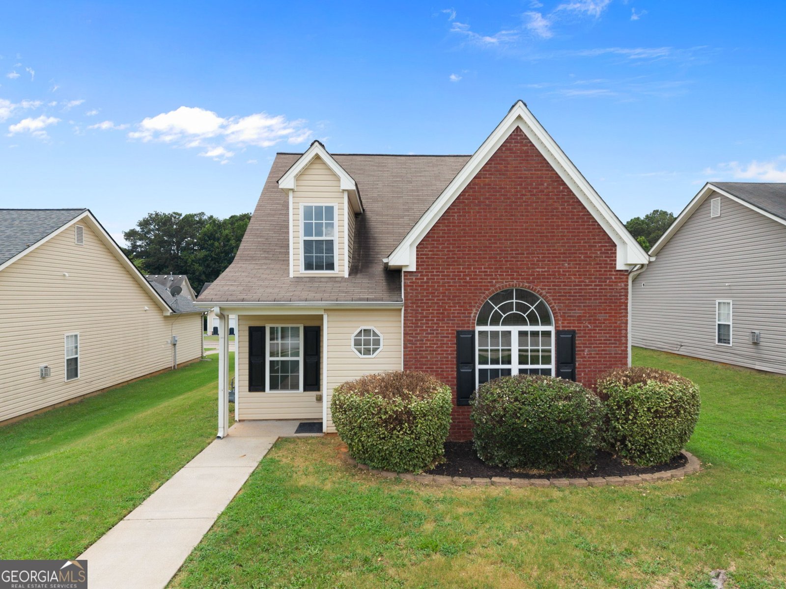 1470 Lafayette Square McDonough - main photo