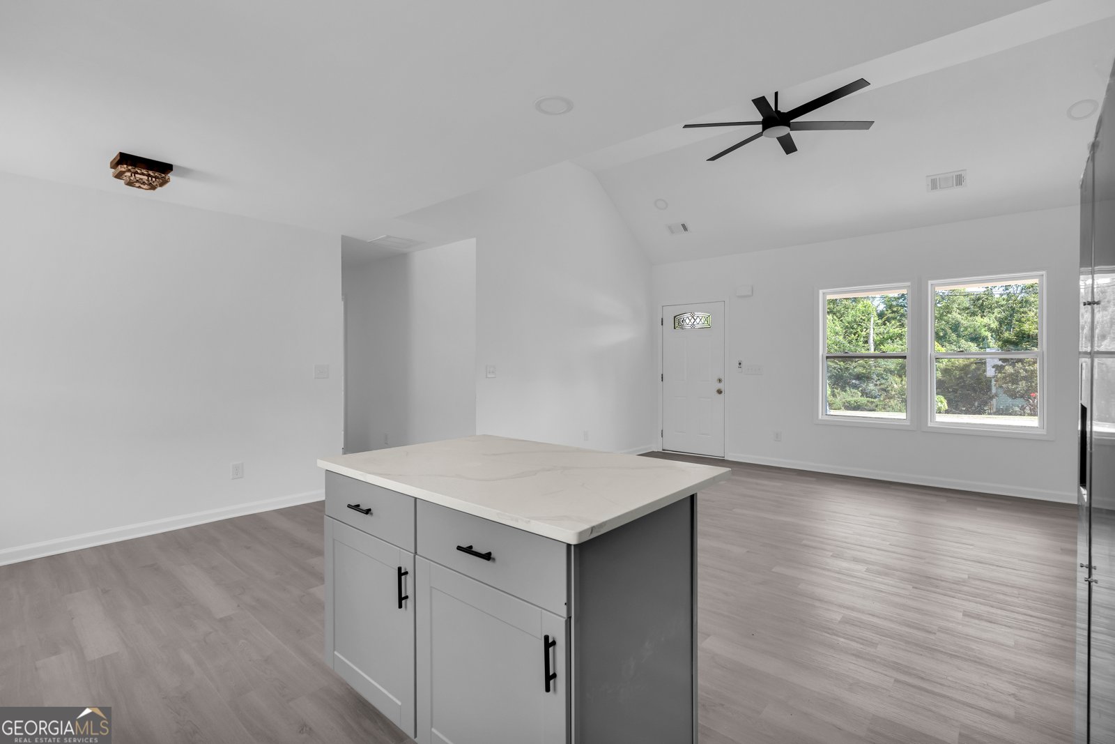 1084 West Adrian Circle Conyers - Photo 18