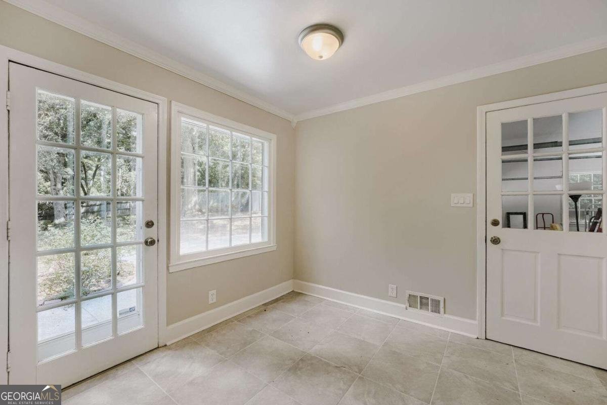 5717 Braddock Court Atlanta - Photo 17