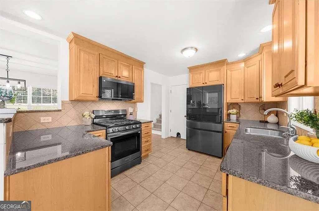 3381 Ember Street Marietta - Photo 11