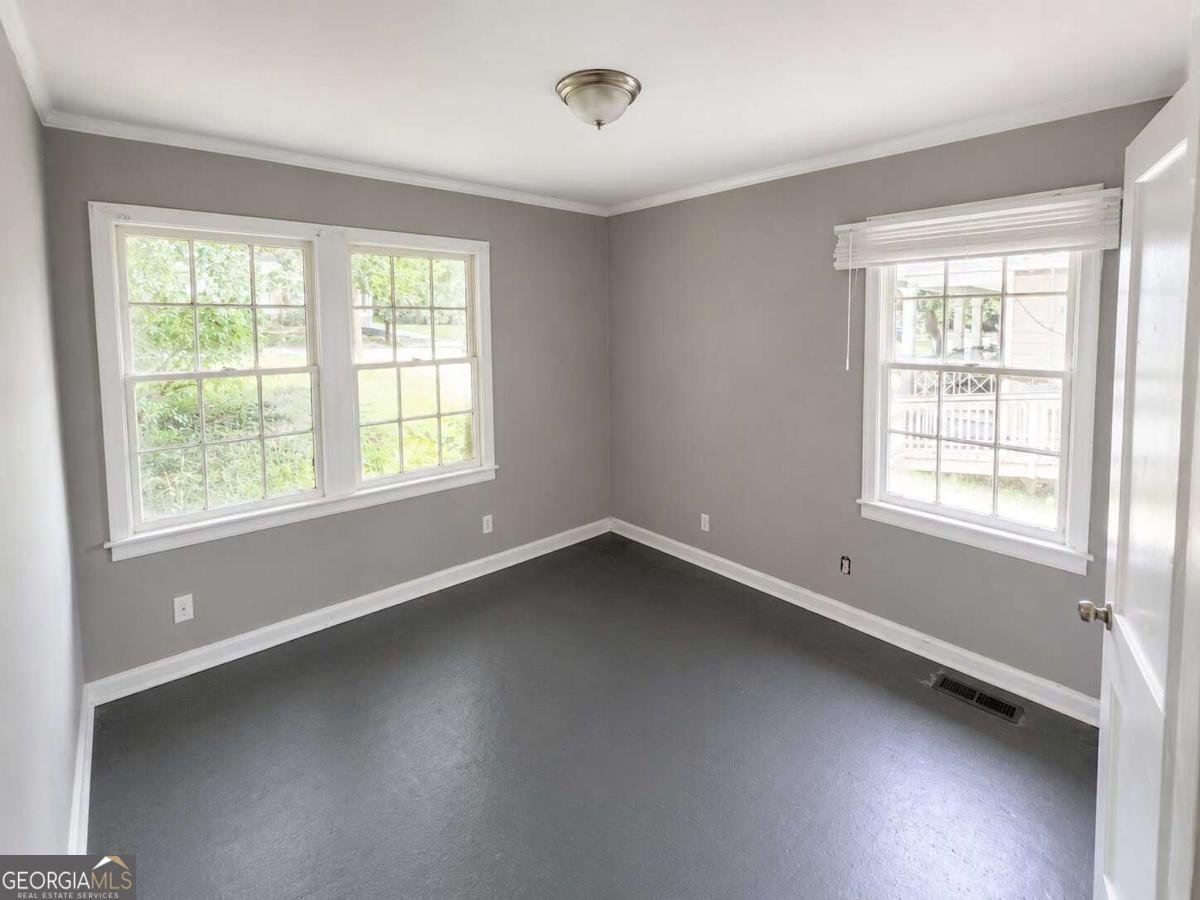 2235 Burroughs Avenue Atlanta - Photo 11