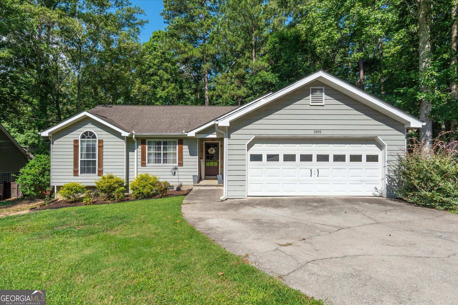 3009 Lakeview Parkway Villa Rica - main photo